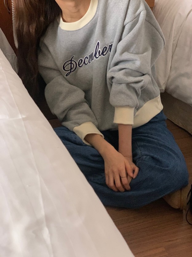 Fleeced-lined(Kimo) December sweatshirt
