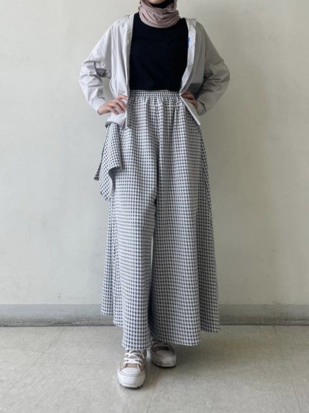 Wide check pants